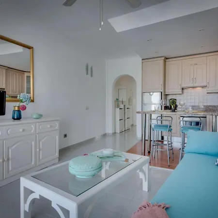 Апартаменти Adeje -playa Fanabe- Lagos De Fanabe -appartment At The Beach-close To Restaurants -airco - Heated Pools *