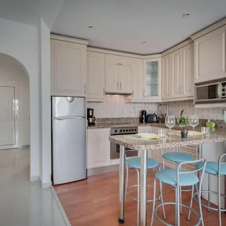 Adeje -playa Fanabe- Lagos De Fanabe -appartment At The Beach-close To Restaurants -airco - Heated Pools Апартаменти Адехе